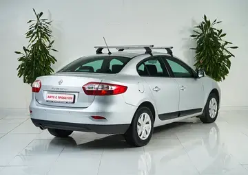 Renault Fluence Вид 5