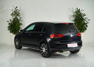 Volkswagen Golf Вид 4