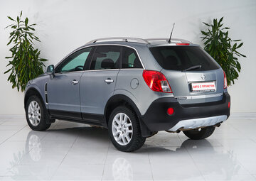 Opel Antara Вид 4
