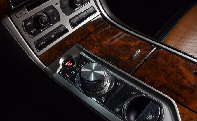 Jaguar XF