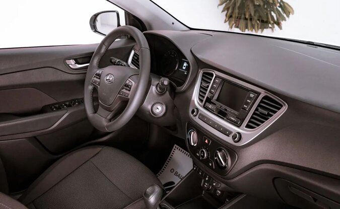 Hyundai Solaris